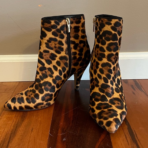 Vince Camuto Shoes - Vince Camuto calf hair leopard booties